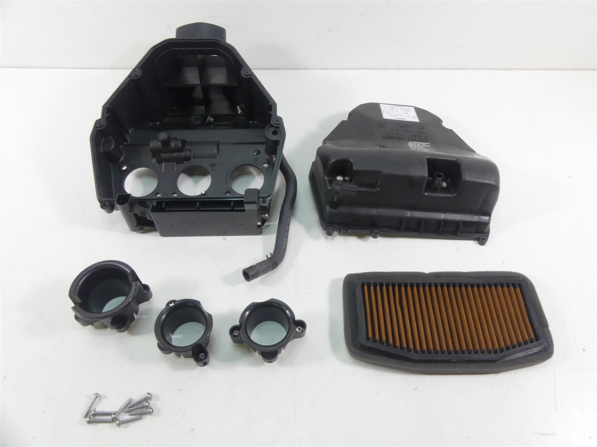 2018 Triumph Street Triple 765RS Air Filter Box Cleaner Breather Set T2200932 {{ shop.shopifyCountryName }} - Mototech271