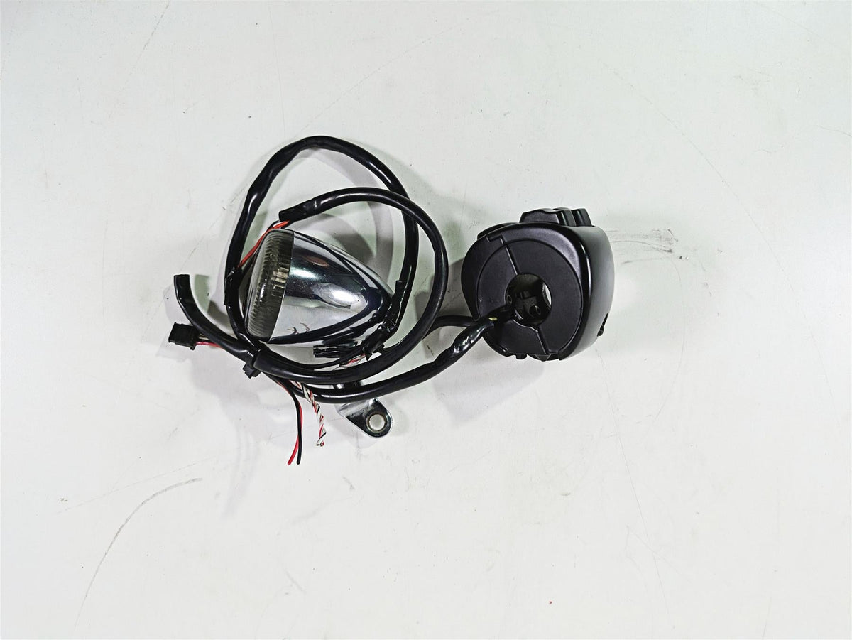 2014 Harley FXDL Dyna Low Rider Left Hand Control Switch Blinker - Read 72945-12 {{ shop.shopifyCountryName }} - Mototech271