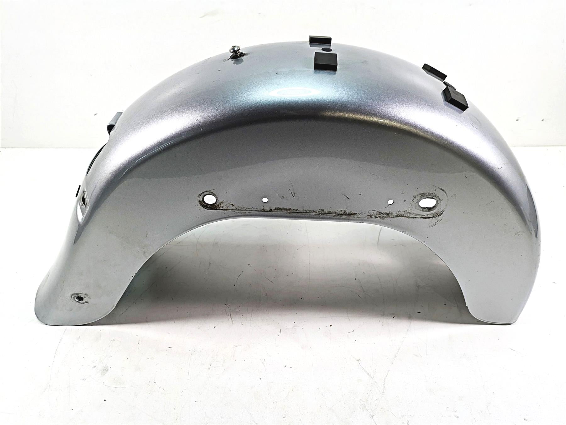 2012 Harley FLD Dyna Switchback Rear Fender Brilliant Silver Pearl 60400-12 {{ shop.shopifyCountryName }} - Mototech271
