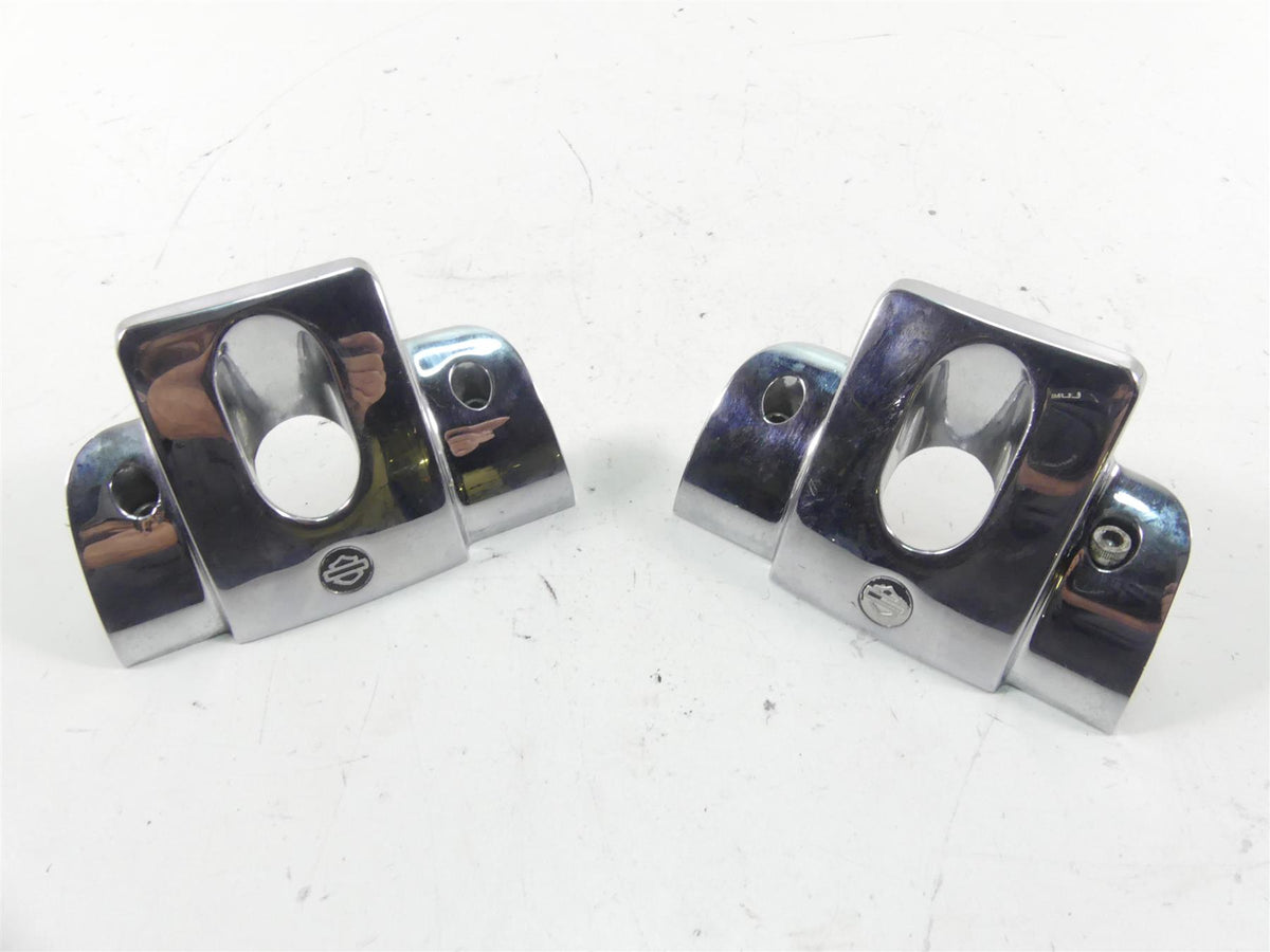 2005 Harley Touring CVO FLHTC SE Electra Glide Spark Plug Covers 43870-00 {{ shop.shopifyCountryName }} - Mototech271