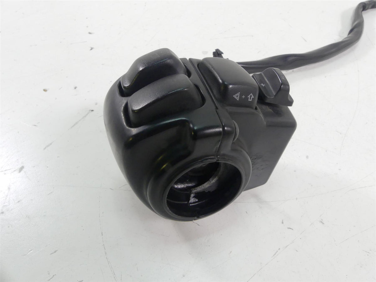 2011 Harley Touring FLTRX Road Glide Left Hand Audio Control Switch 71682-06A {{ shop.shopifyCountryName }} - Mototech271