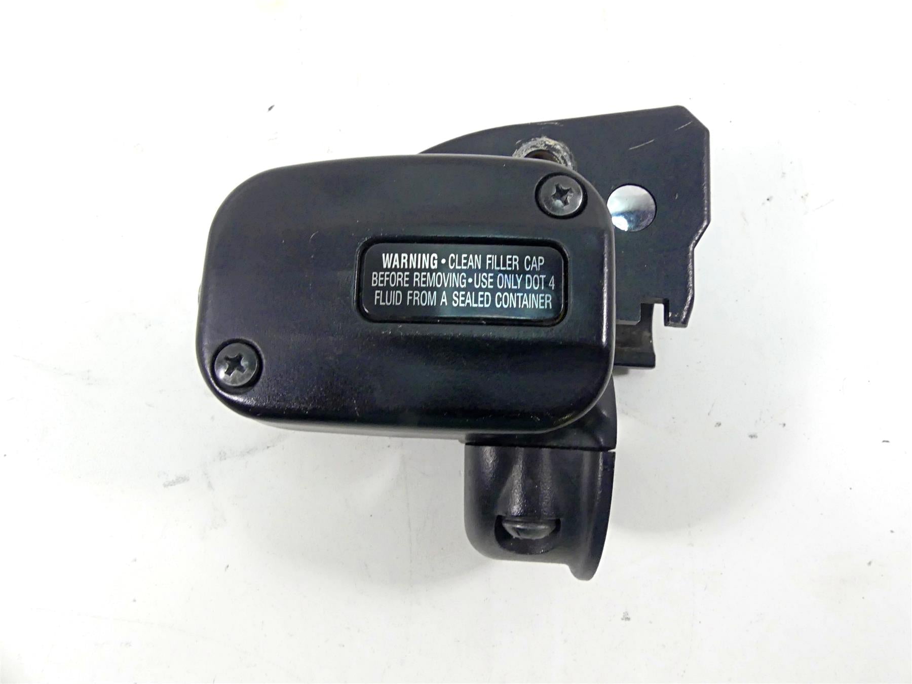 2016 Harley Softail FLS Slim Front Brake Master Cylinder 1/2" 41700233 {{ shop.shopifyCountryName }} - Mototech271