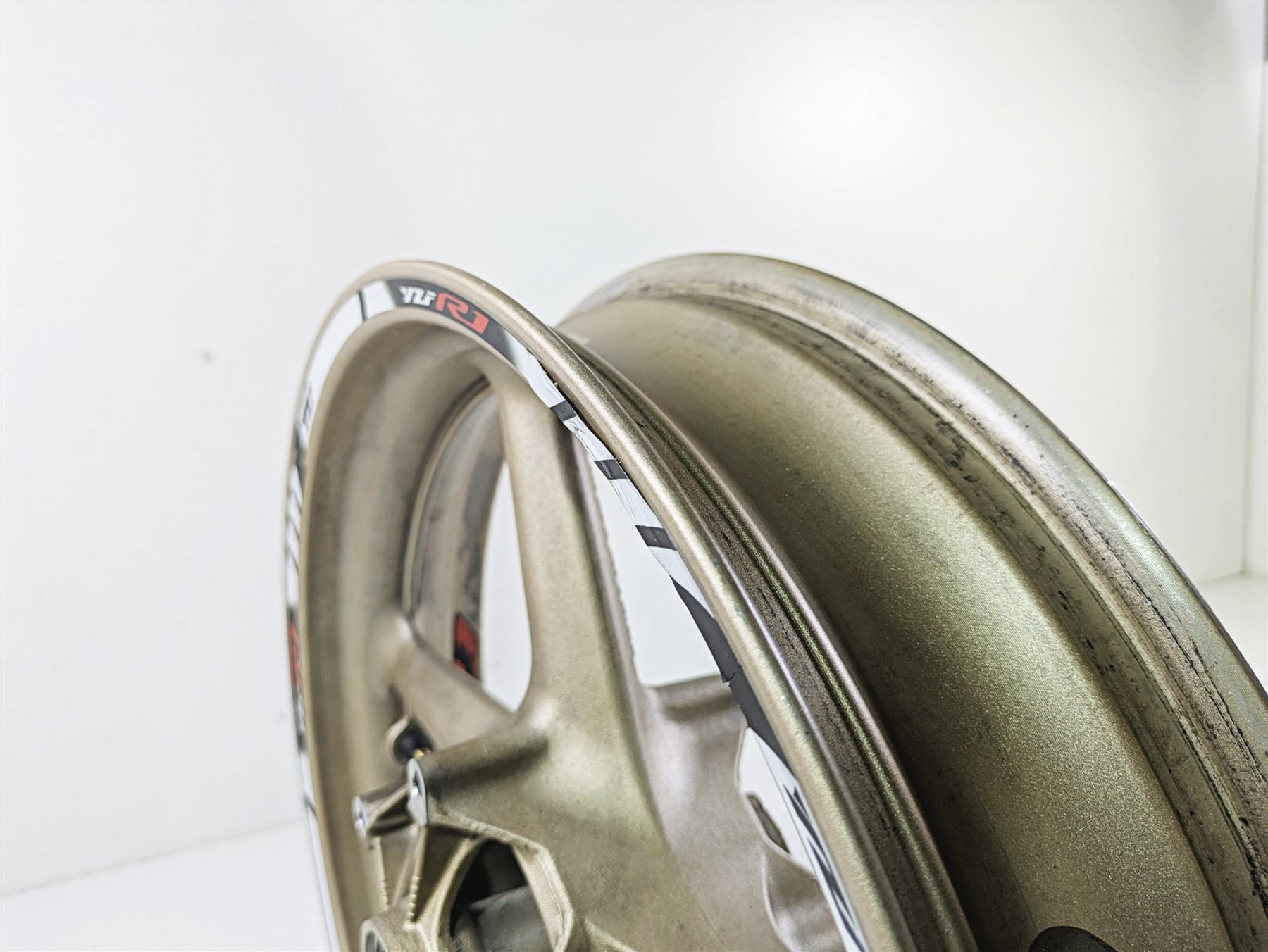 2014 Yamaha YZFR1 R1 RN22 Front Wheel Rim 17x3.5 .44mm Runout 1KB-25168-00- {{ shop.shopifyCountryName }} - Mototech271