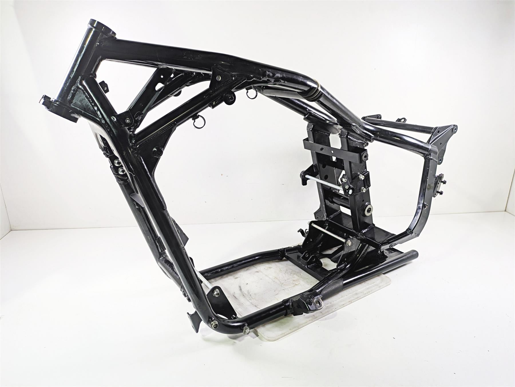 2019 Suzuki M109R VZR1800 Boulevard Straight Main Frame Chassis -With Clean Texas Title - 41100-48G40 {{ shop.shopifyCountryName }} - Mototech271