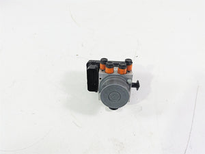2015 Ducati Hypermotard 821 SP Abs Brake Pump Control Module 54240402A 54240332B | Mototech271