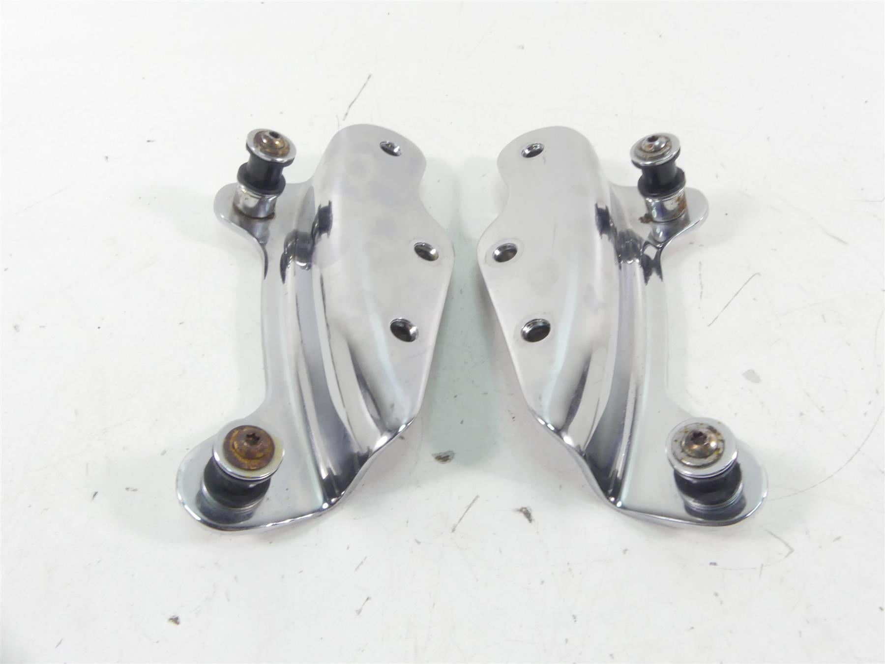 2011 Harley Touring FLTRX Road Glide Sissy Bar Quick Release Mounts 975119-0 {{ shop.shopifyCountryName }} - Mototech271