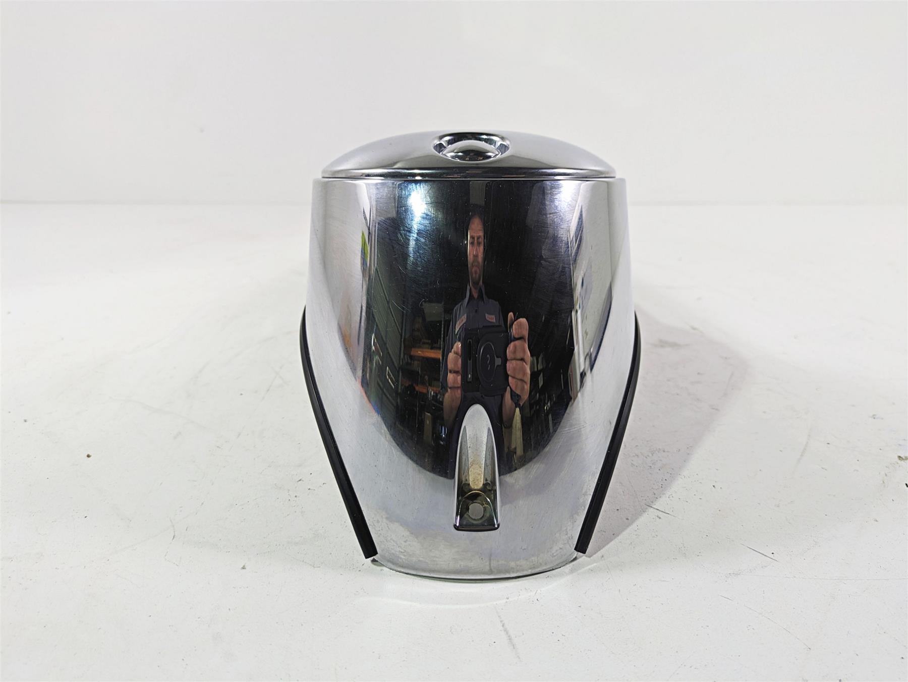 2020 Harley Touring FLHT Electra Glide Fuel Gas Tank Cover Dash 69214-08 {{ shop.shopifyCountryName }} - Mototech271