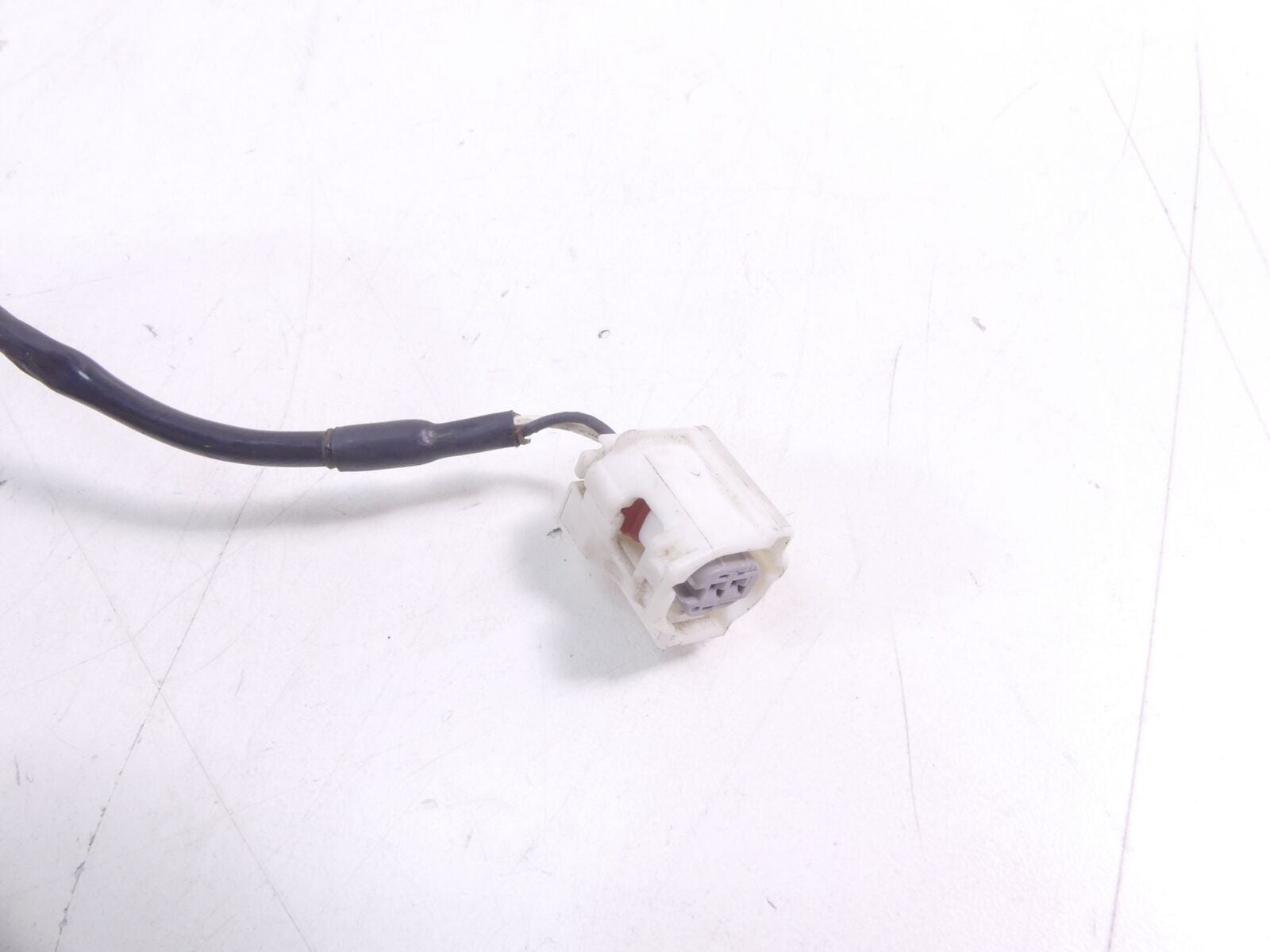 2015 Yamaha YZF-R1M Front Abs Brake Wheel Speed Sensor 2KS-85970-00-00 {{ shop.shopifyCountryName }} - Mototech271