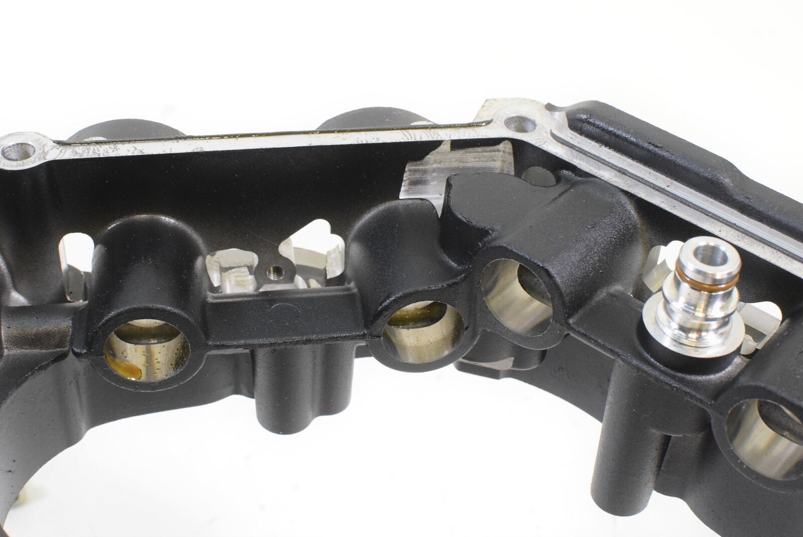 2018 Indian Roadmaster Inner Camshaft Engine Side Cover 5140391 {{ shop.shopifyCountryName }} - Mototech271