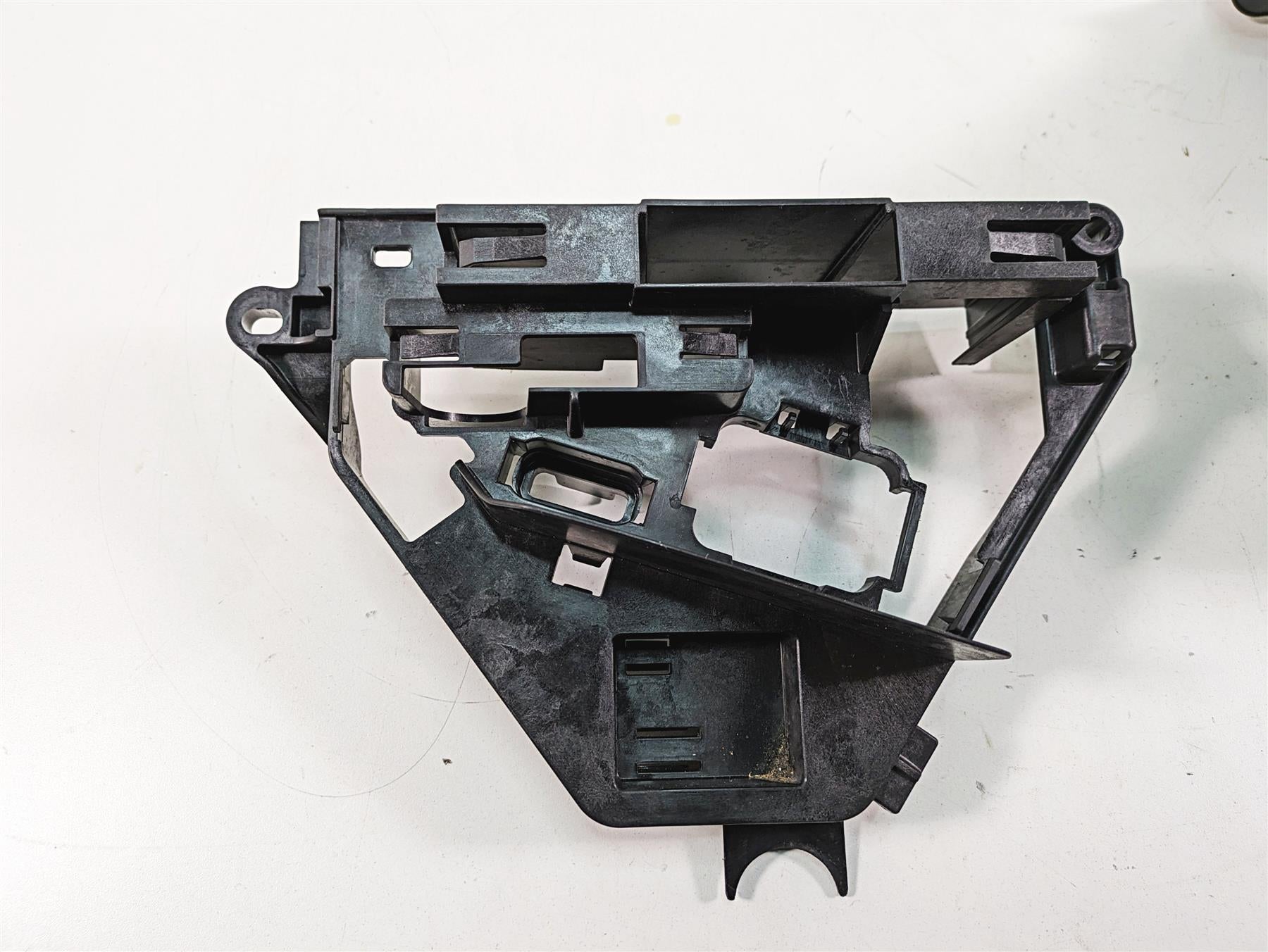 2019 Harley Touring FLHX Street Glide Battery Tray & Electrical Holder 66000010A {{ shop.shopifyCountryName }} - Mototech271