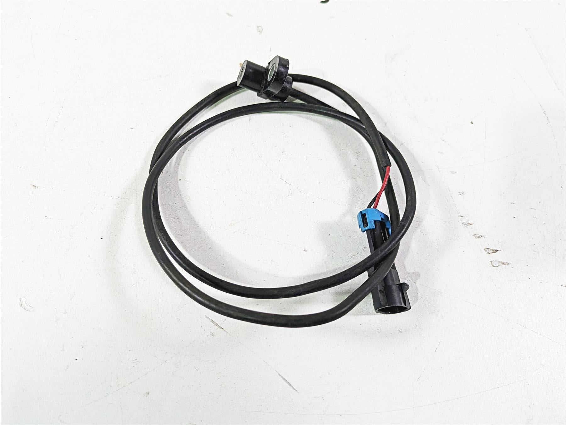 2018 Indian Chieftain Dark Horse Front Brake Abs Wheel Speed Sensor 4013251 {{ shop.shopifyCountryName }} - Mototech271