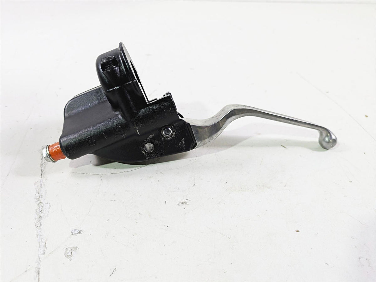 2017 Harley FLS Softail Slim Front Brake Master Cylinder 1/2" 41700233 {{ shop.shopifyCountryName }} - Mototech271