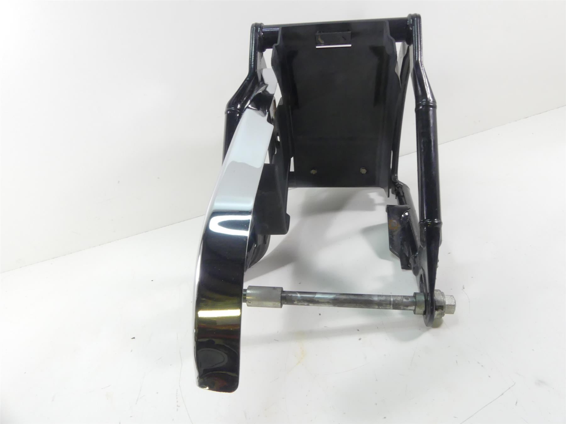 2004 Harley Softail FLSTFI Fat Boy Rear Swingarm Swing Arm + 3/4" Axle 47573-00A {{ shop.shopifyCountryName }} - Mototech271