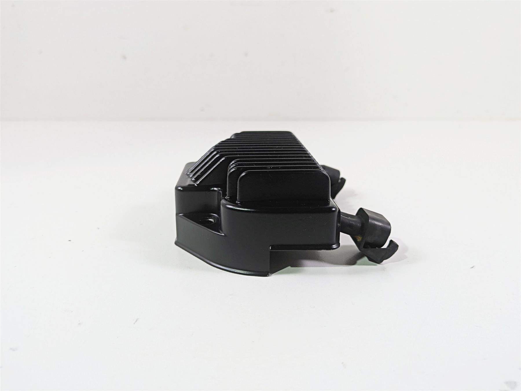 2016 Harley FXDF Dyna Fat Bob Rectifier Voltage Regulator 74631-08A {{ shop.shopifyCountryName }} - Mototech271