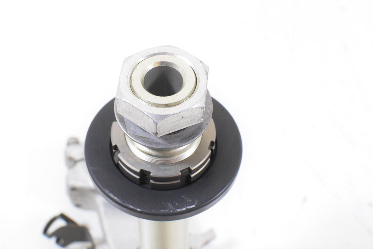 06 Kawasaki ZX636 ZX6R ZX6 Ninja Lower Triple Tree Steering Yoke 44037-0020 {{ shop.shopifyCountryName }} - Mototech271