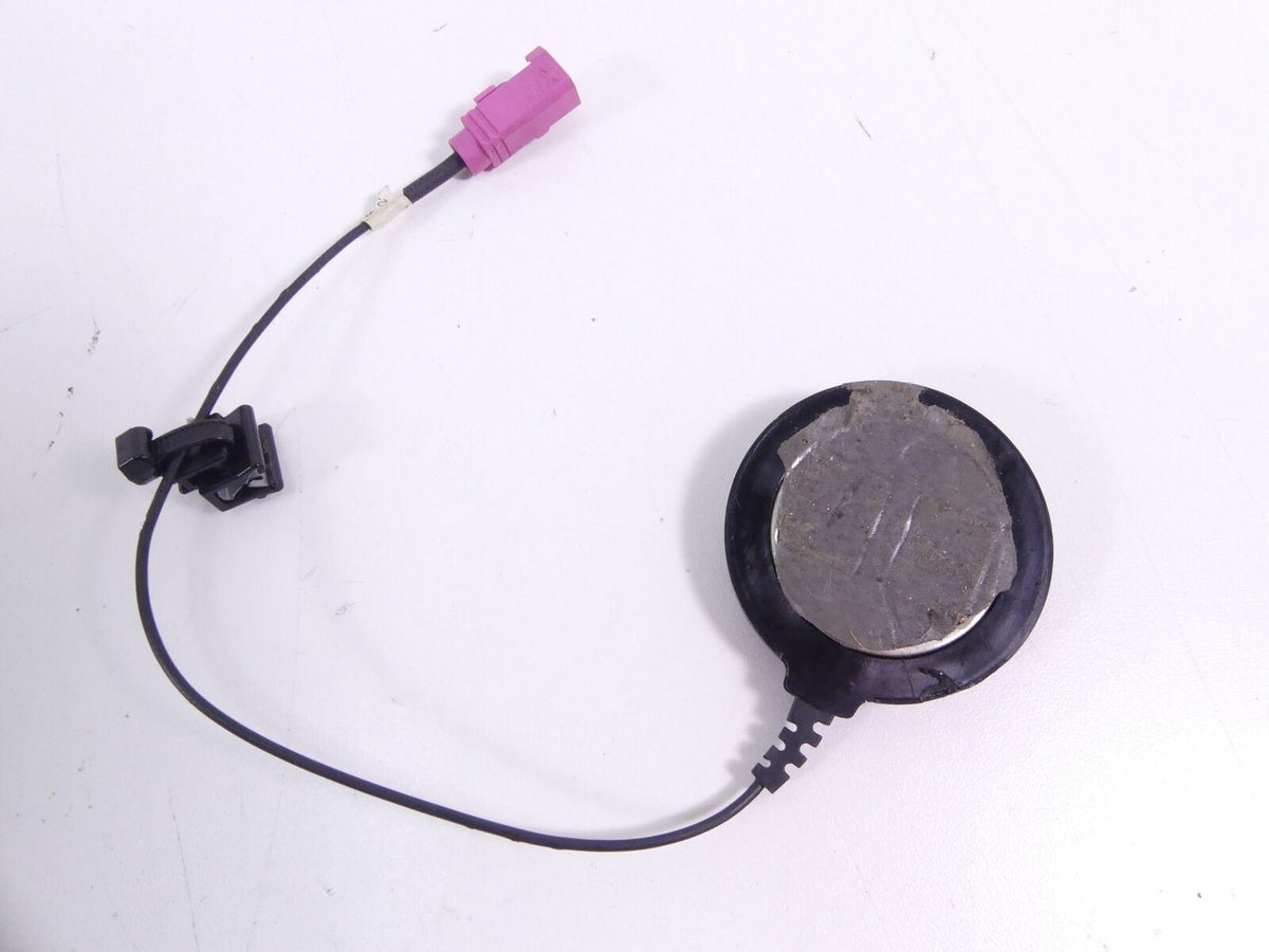 2014 BMW R1200 RT RTW K52 Sdars Sirius Antenna Assy 65218521436 {{ shop.shopifyCountryName }} - Mototech271
