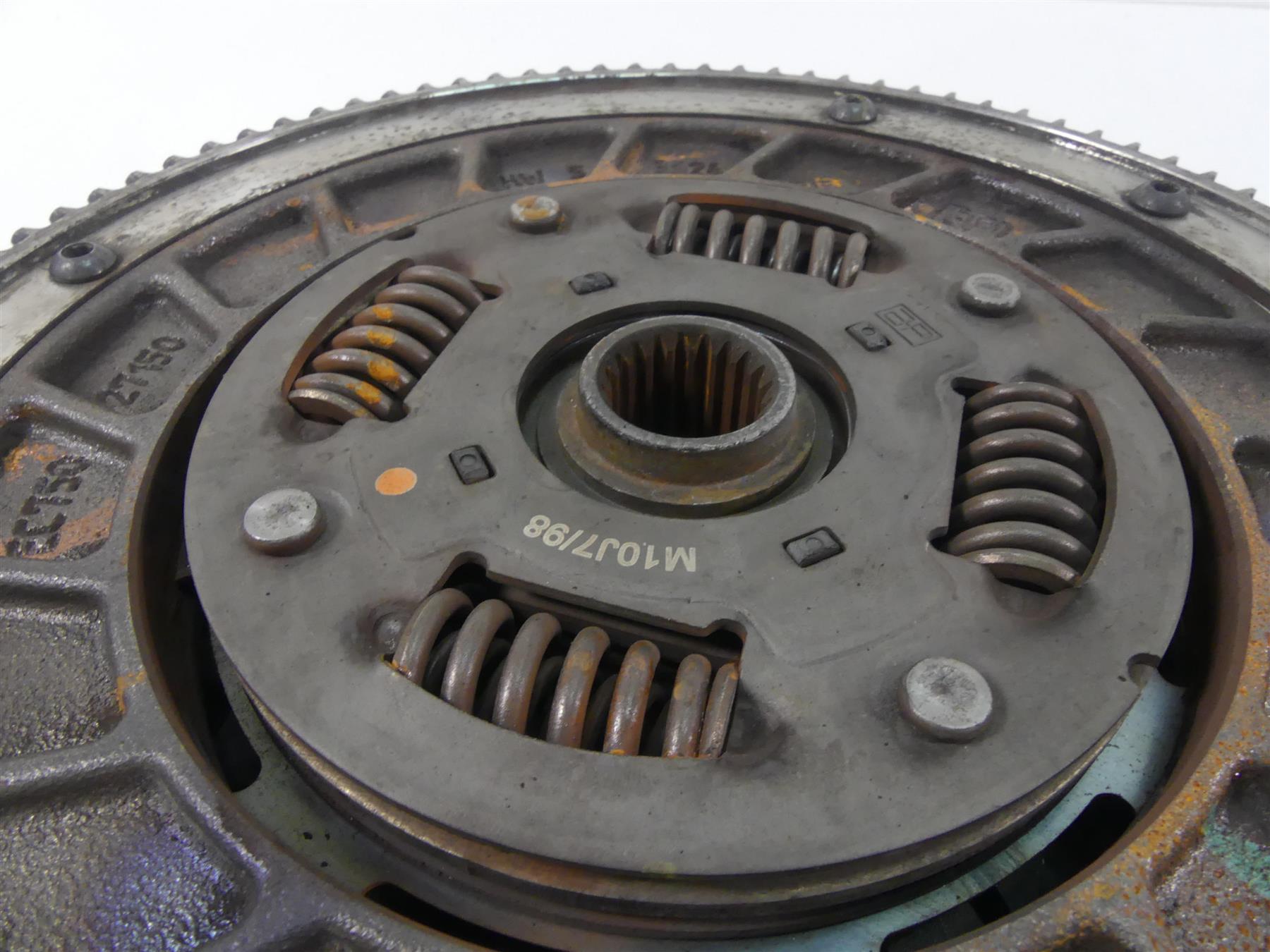 2014 Moto Guzzi Griso 1200 SE 8V Complete Clutch Pressure Friction Disc 976023 {{ shop.shopifyCountryName }} - Mototech271