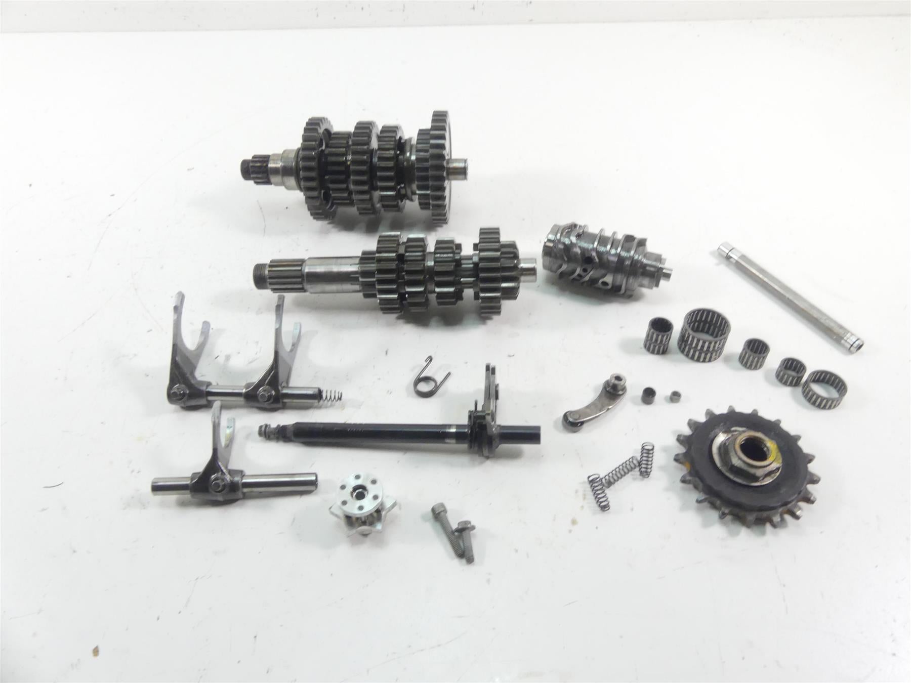 2015 KTM 1290R Super Duke Transmission Shift Gear Sprocket Shaft Set 61333010000