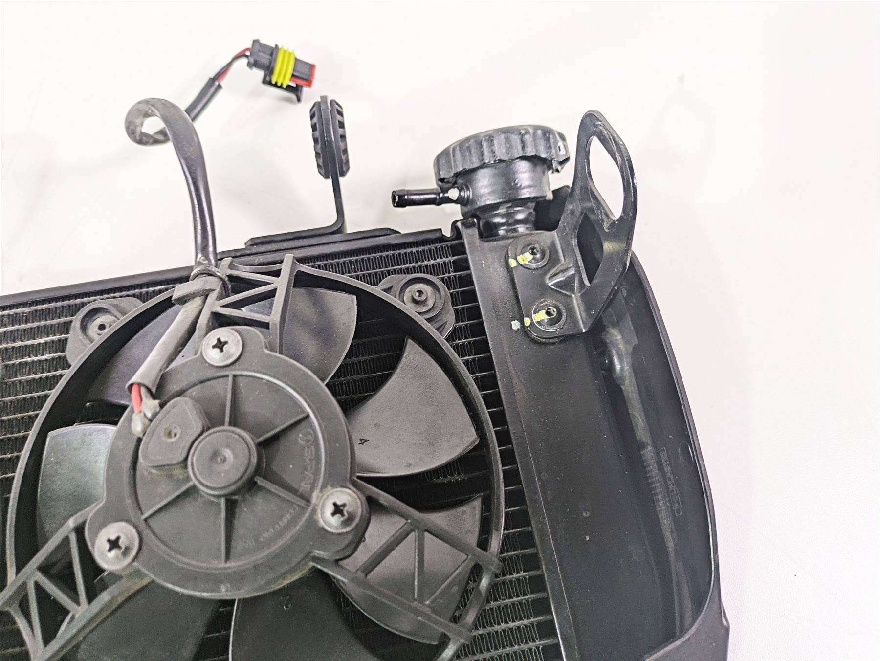 2015 Ducati Hypermotard 821 SP Radiator Fans Reservoir Hoses Set 54840981D {{ shop.shopifyCountryName }} - Mototech271
