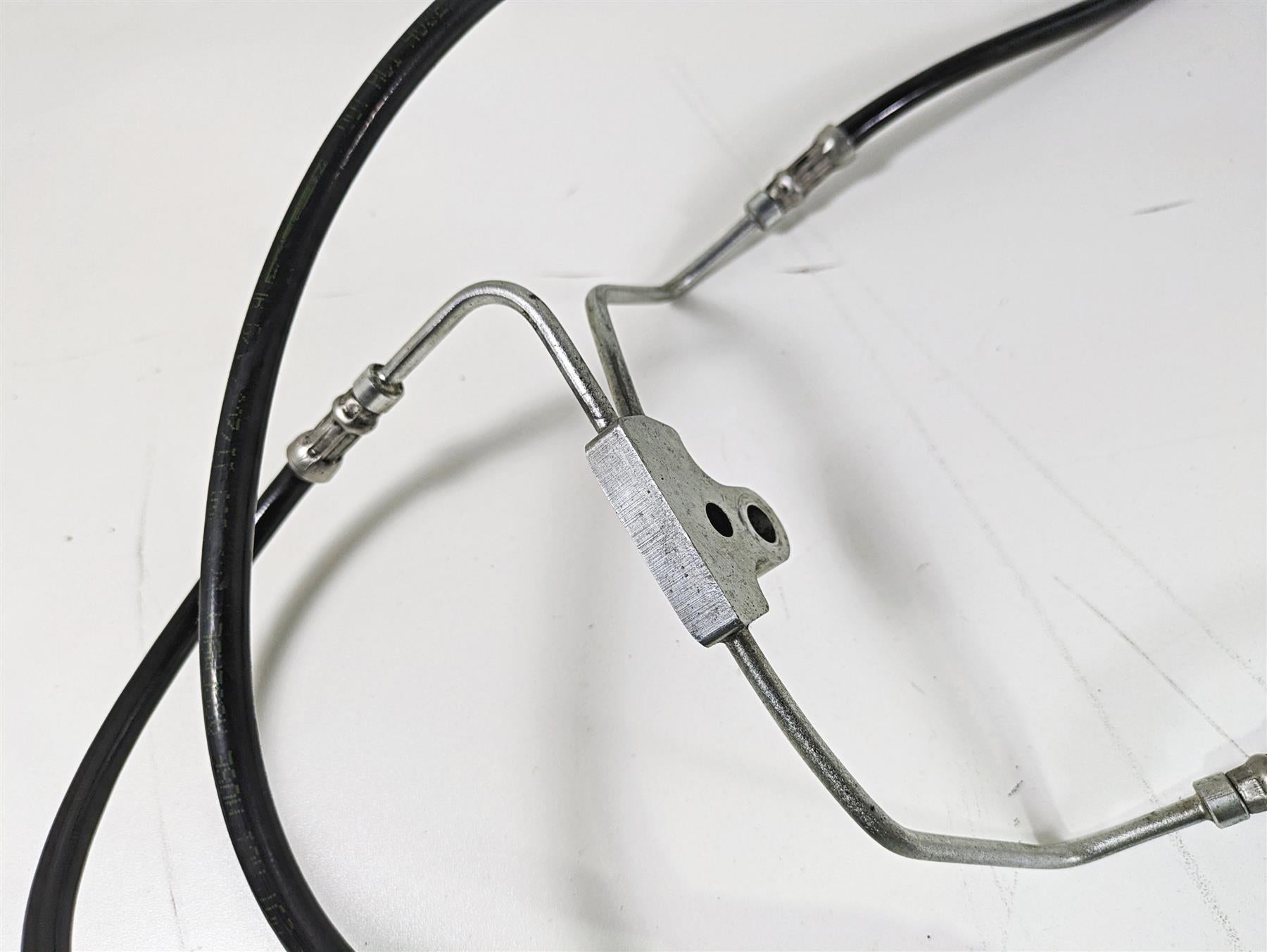2008 Harley Touring FLHTCU E-Glide 105TH Front Abs Brake Lines 41679-08 40612-08 {{ shop.shopifyCountryName }} - Mototech271