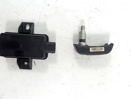 2015 BMW R1200GS GSW K50 Tire Pressure RDC Module + 1 Sensor 65758546222 {{ shop.shopifyCountryName }} - Mototech271
