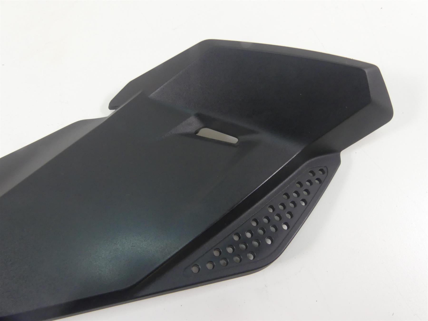 2019 BMW R1250GS K50 Under Tank Molded Leg Fairing Set 46638556637 46638556638 {{ shop.shopifyCountryName }} - Mototech271