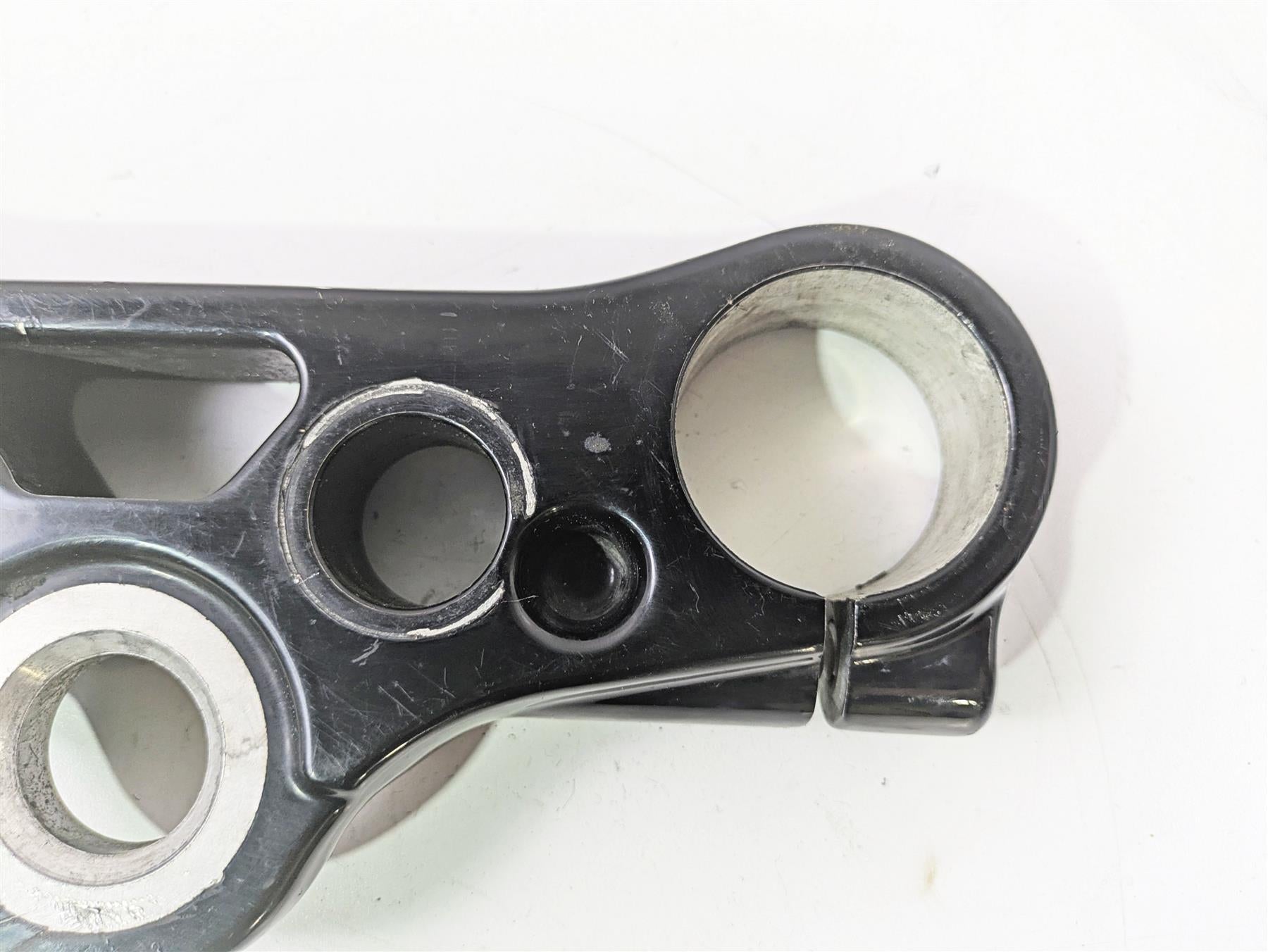 2010 Harley Dyna FXDB Street Bob Upper Triple Tree Steering Clamp 46857-08 {{ shop.shopifyCountryName }} - Mototech271