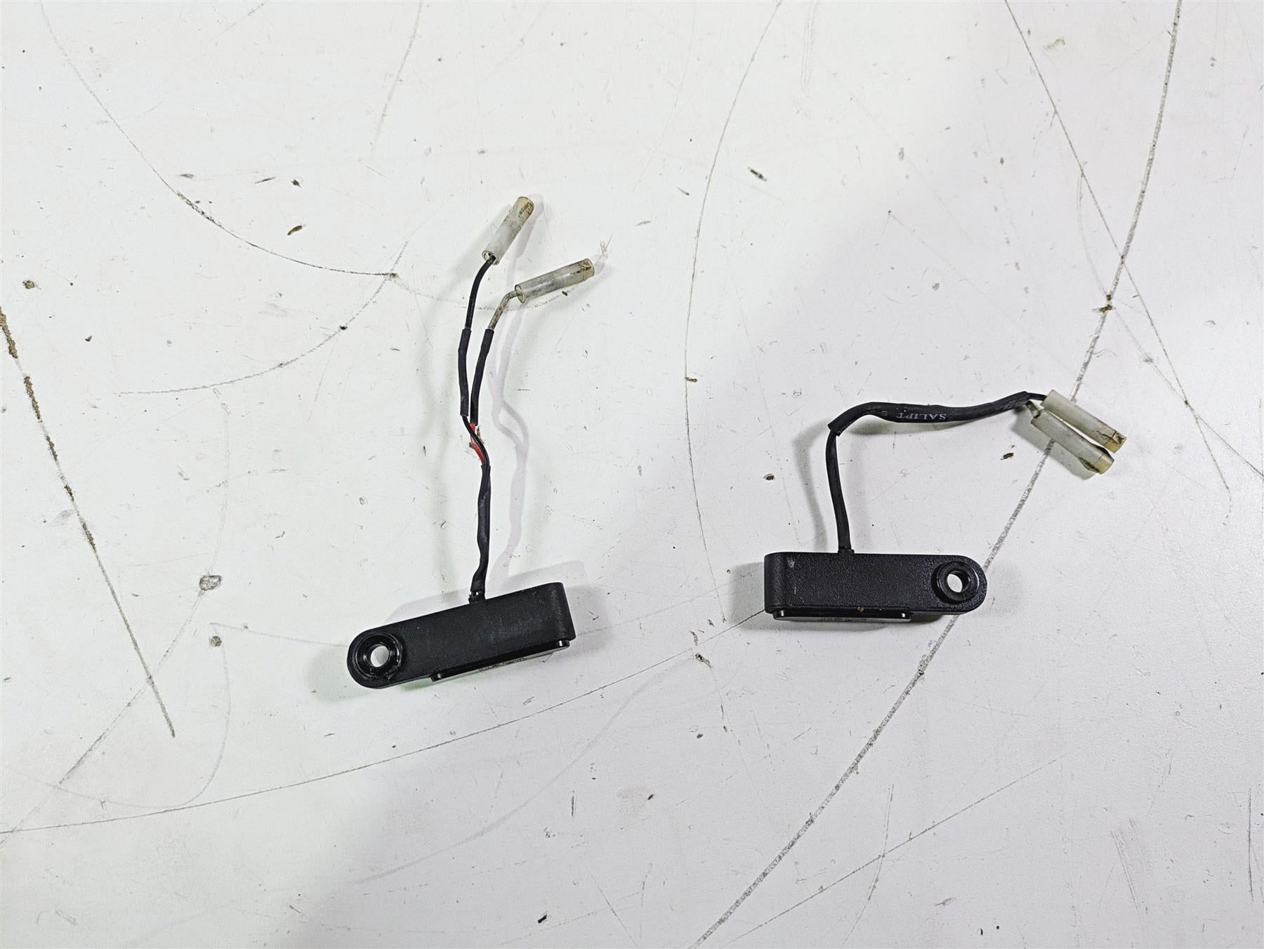 2019 Triumph Speed Triple RS 1050 Aftermarket Tiny Small Blinker Turn Signals {{ shop.shopifyCountryName }} - Mototech271