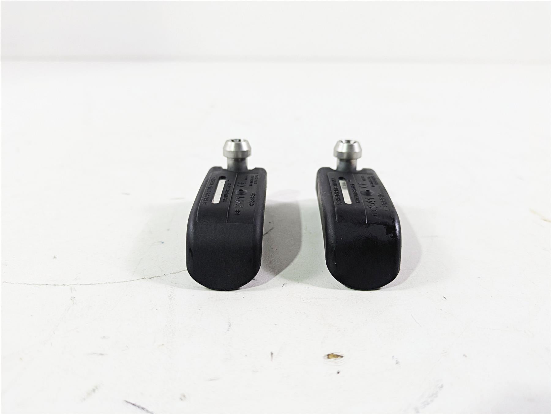 2019 Indian Chieftain Limited Tire Pressure Sensor Set 2412417 2208712 {{ shop.shopifyCountryName }} - Mototech271
