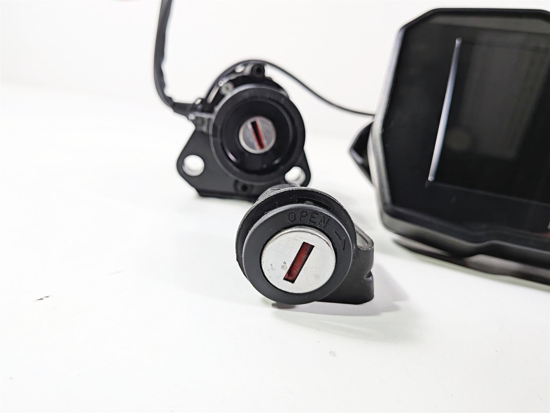 2023 Ducati Streetfighter V4 Speedometer Screen Ignition Switch Key 40612024A-Mototech271