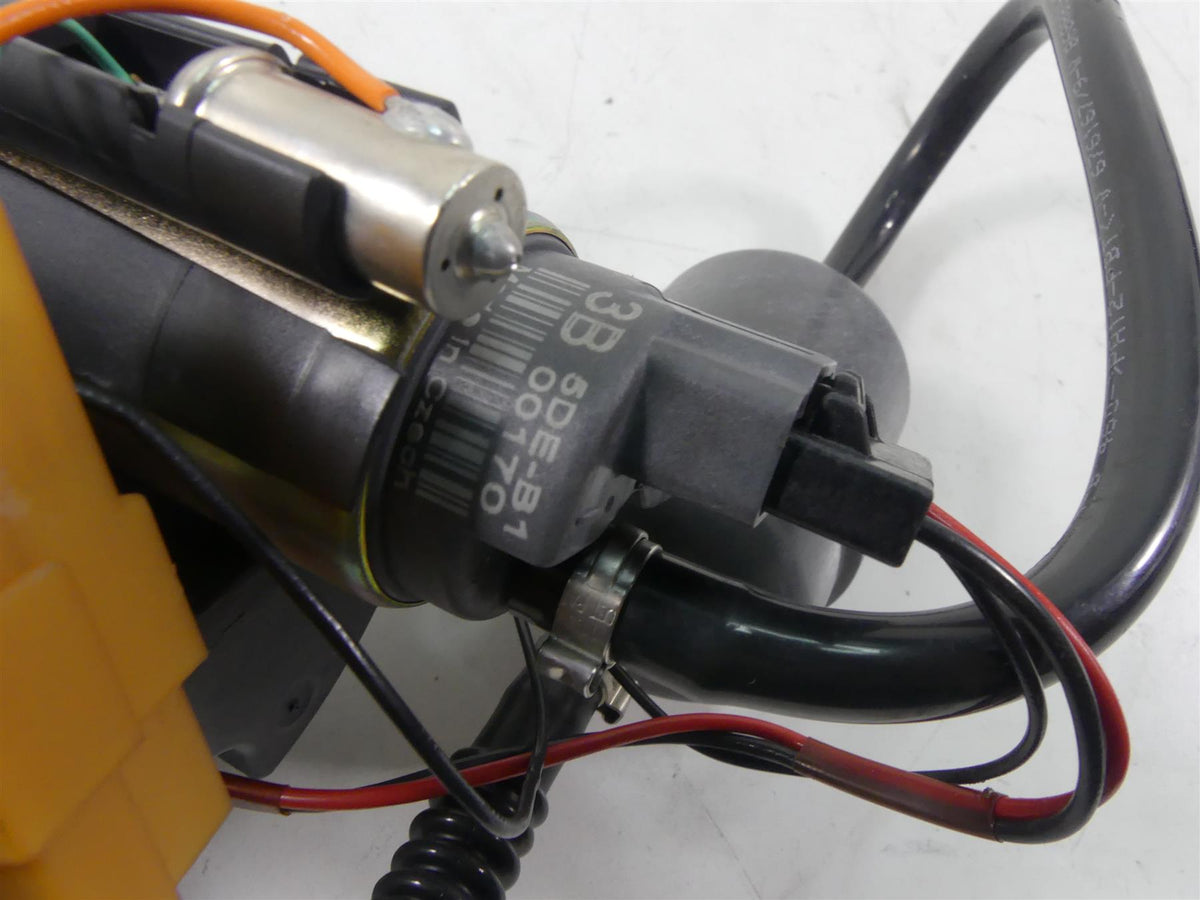 2006 Ducati 999 Biposto Fuel Gas Petrol Pump - Tested 16023622A {{ shop.shopifyCountryName }} - Mototech271