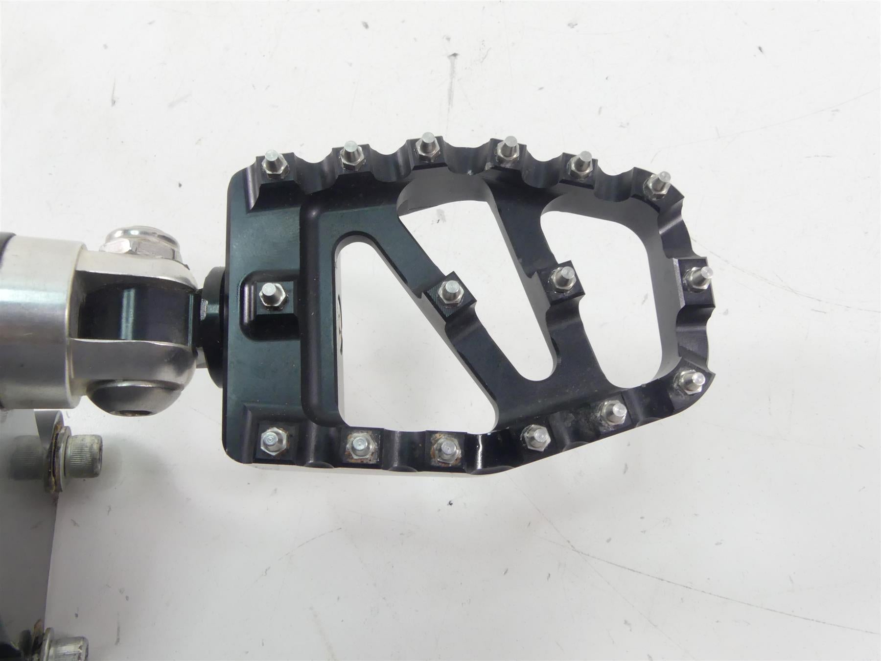 2001 Harley Davidson XL1200 Sportster Left Front TC Bros Footpeg Mount 102-0078 {{ shop.shopifyCountryName }} - Mototech271