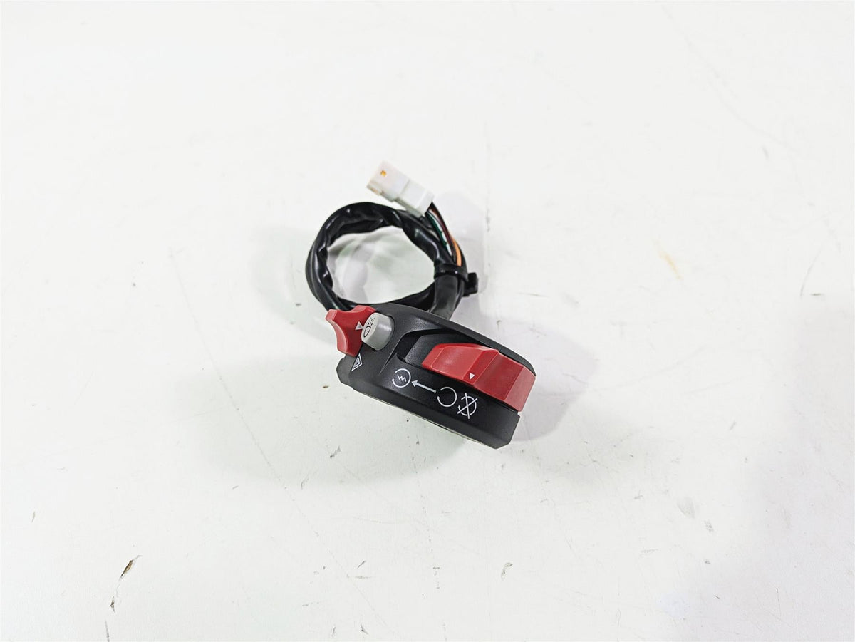 2023 Ducati Monster 937 SP Right Hand Start Kill Control Switch 65010283B {{ shop.shopifyCountryName }} - Mototech271