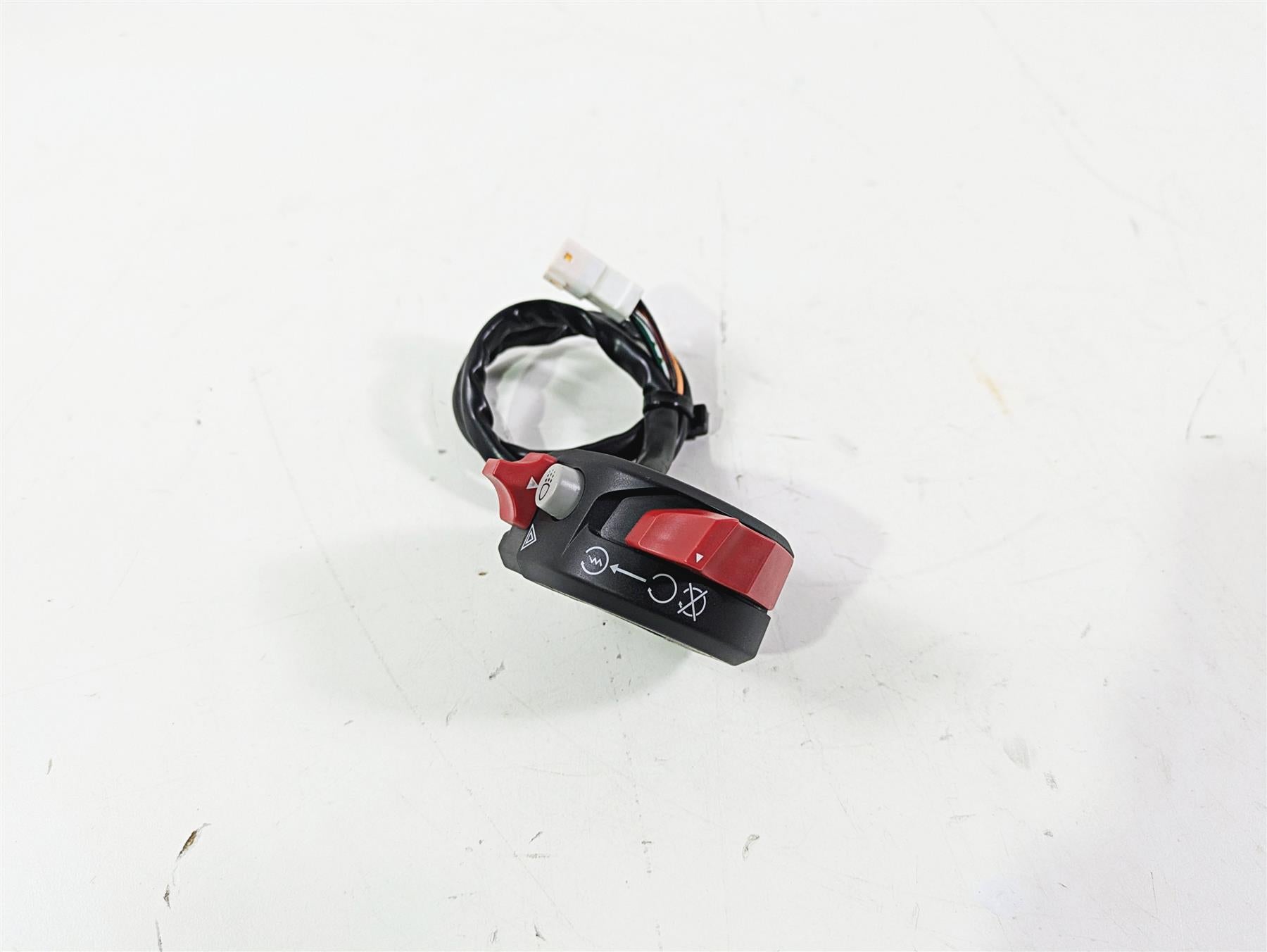 2023 Ducati Monster 937 SP Right Hand Start Kill Control Switch 65010283B {{ shop.shopifyCountryName }} - Mototech271
