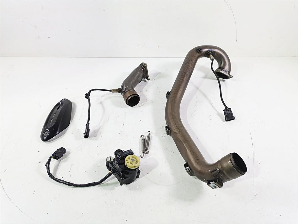 2018 Ducati Hypermotard 939 SP Exhaust Header & Servo Motor 57013292B 59340393A {{ shop.shopifyCountryName }} - Mototech271