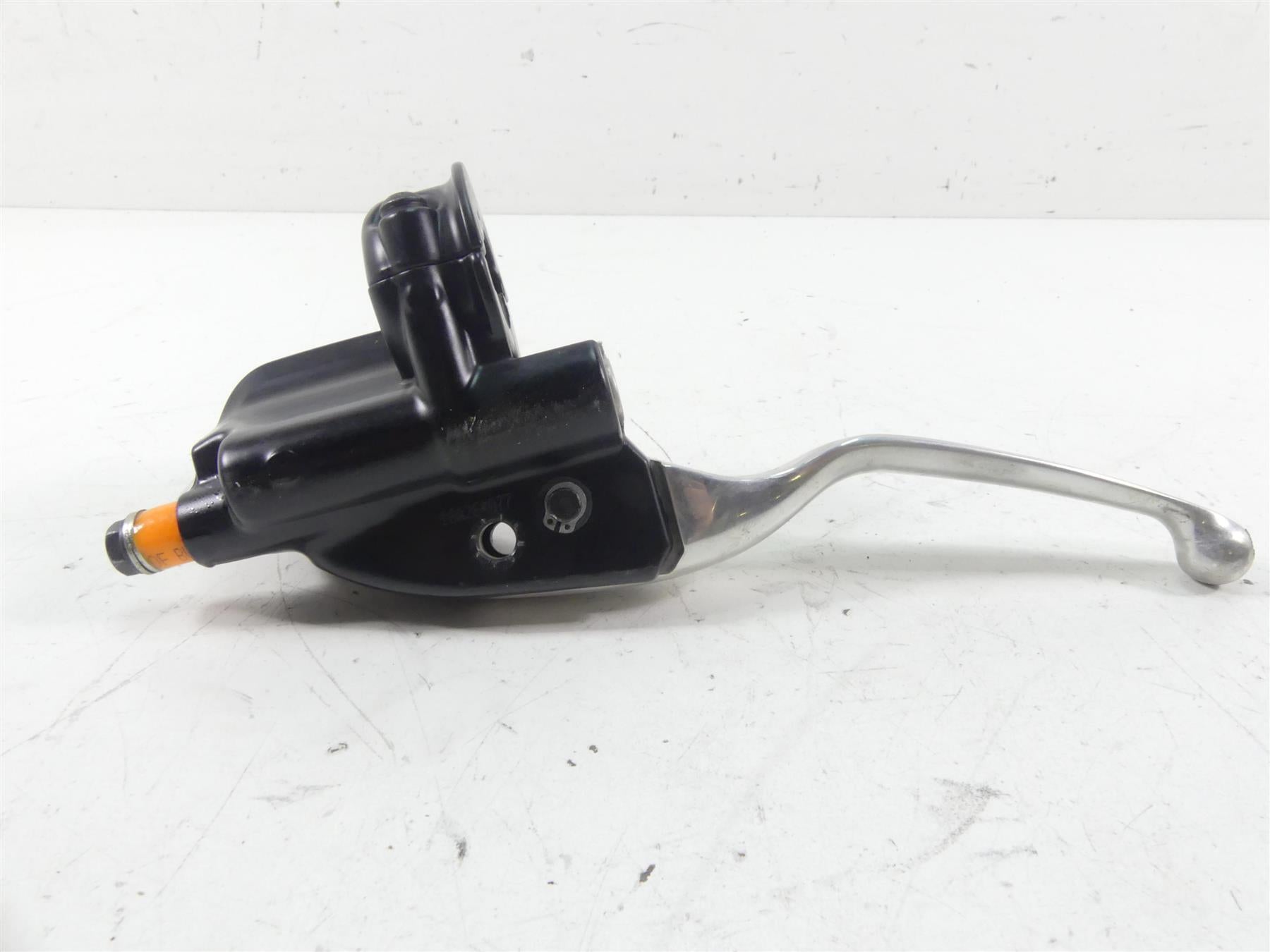 2013 Harley VRSCDX Night Rod Special Front Brake Master Cylinder 11/16 44551-08F {{ shop.shopifyCountryName }} - Mototech271