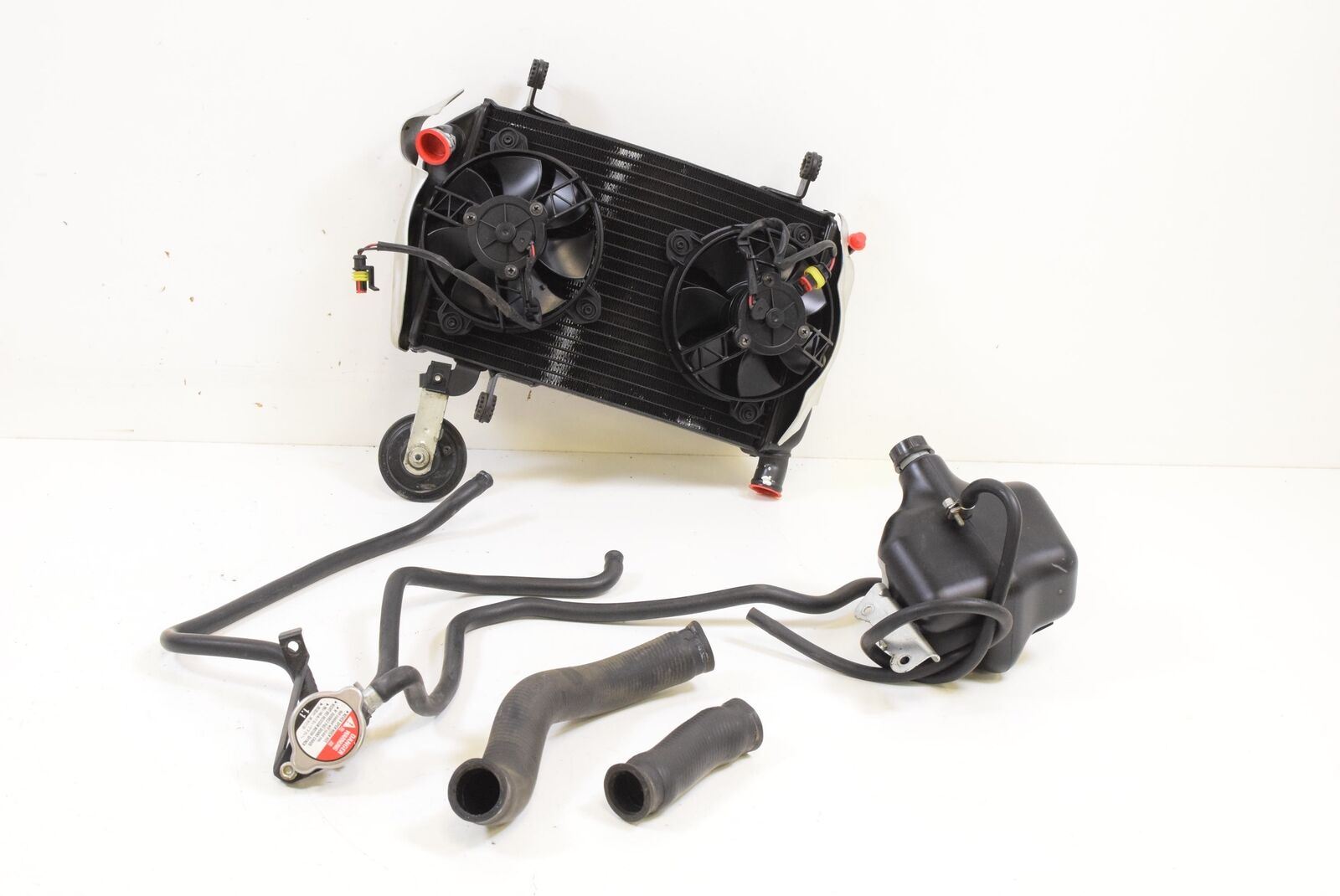 2010 Ducati Streetfighter S Upper Radiator Fan Reservoir Hoses SET 54840831A | Mototech271