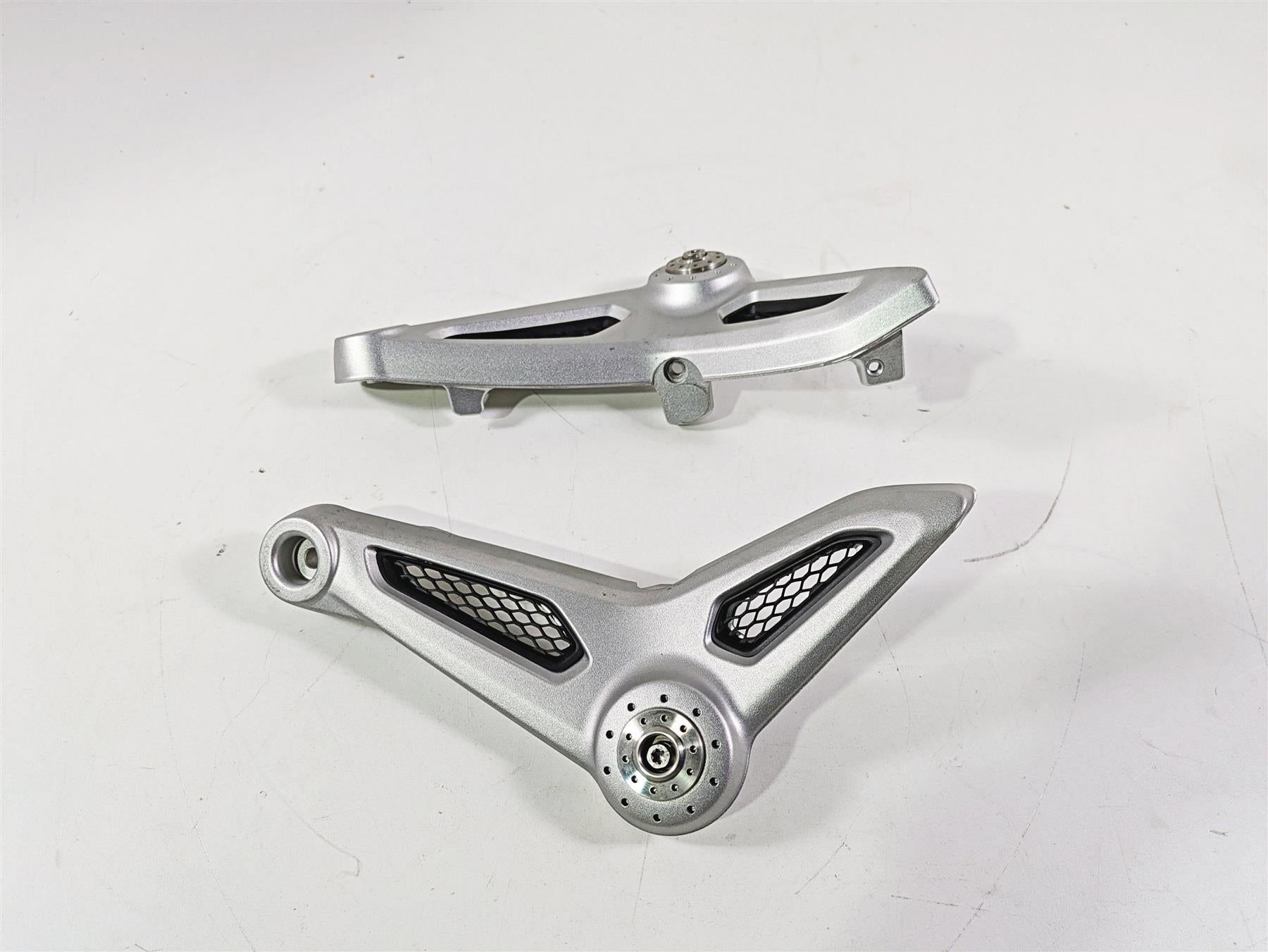 2014 BMW R nine T R9T K21 Left Right Rider Seat Support Set 46638531189 46638531190 {{ shop.shopifyCountryName }} - Mototech271