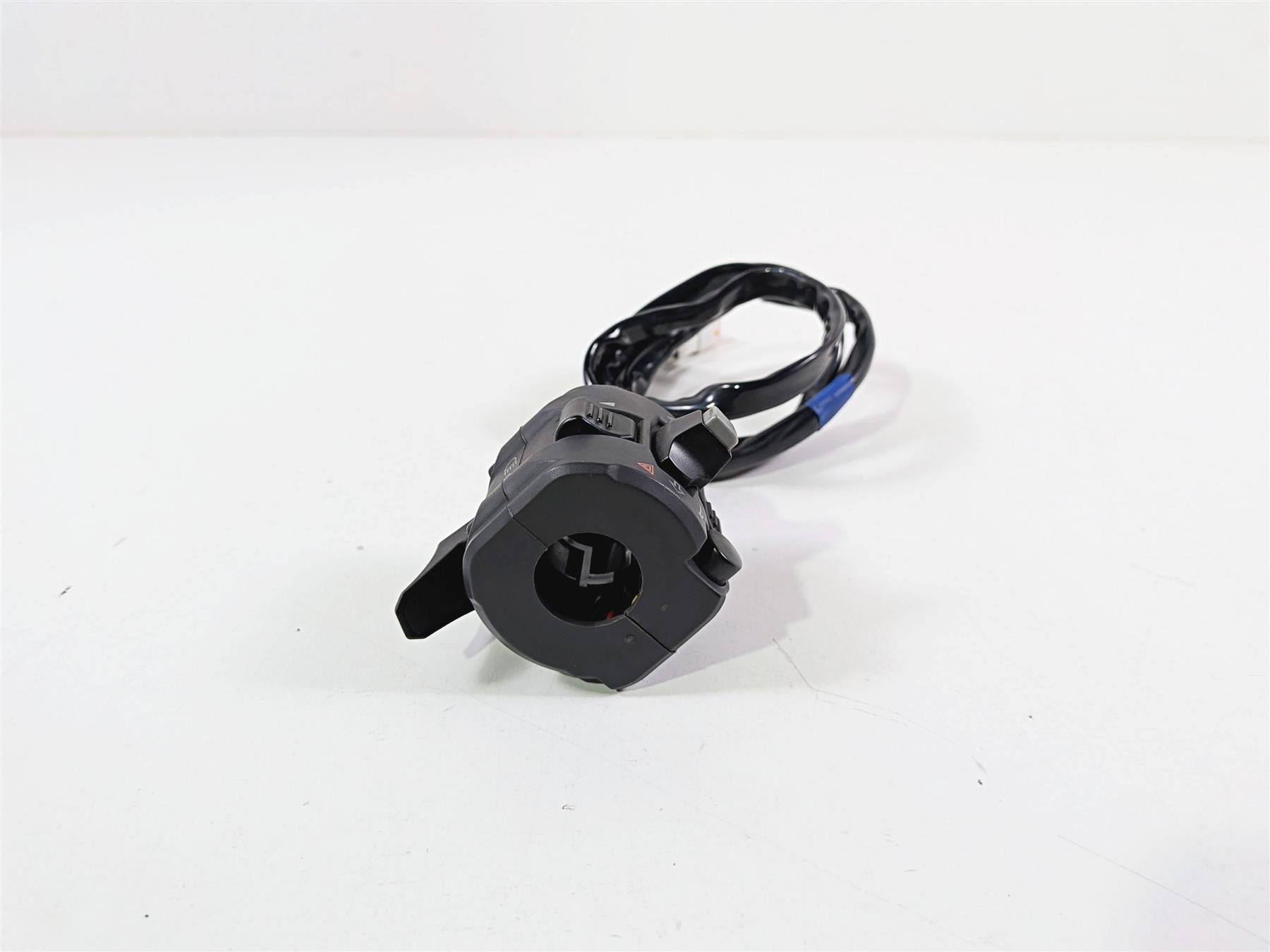 2015 Ducati Scrambler Urban Enduro Left Hand Turn Signal Control Switch 65110171-Mototech271