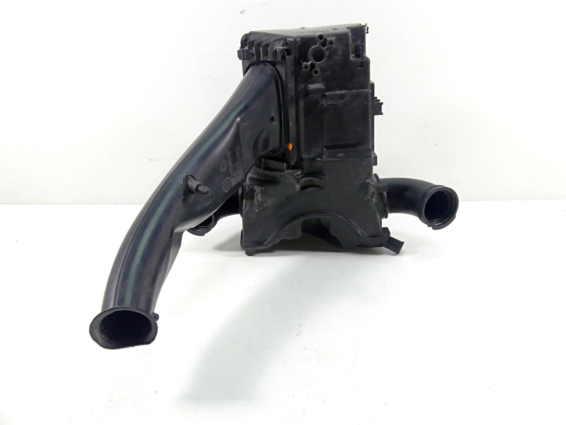 2009 BMW R1200GS K255 Adv Air Cleaner Box + Tubes & Front Air Ram 13717720354 {{ shop.shopifyCountryName }} - Mototech271