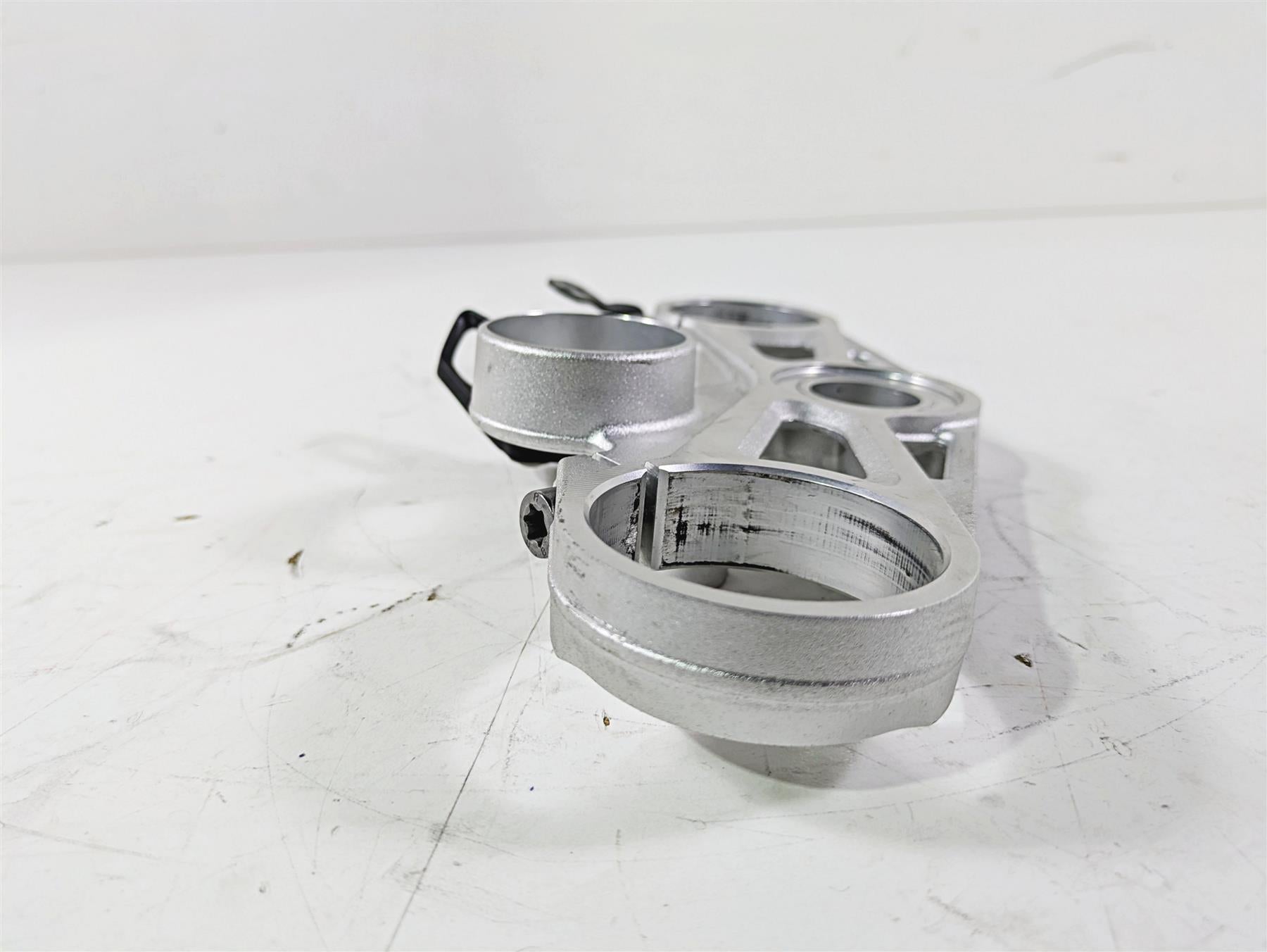 2016 BMW S1000RR K46 Upper Triple Tree Steering Clamp 31428549498 {{ shop.shopifyCountryName }} - Mototech271