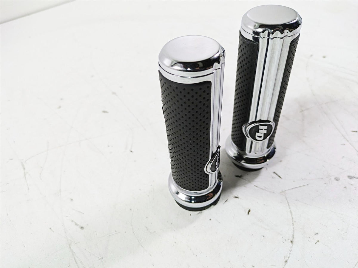 2015 Harley Touring FLHTKL E -Glide Low Defiance Hand Grips Set 56100158 {{ shop.shopifyCountryName }} - Mototech271