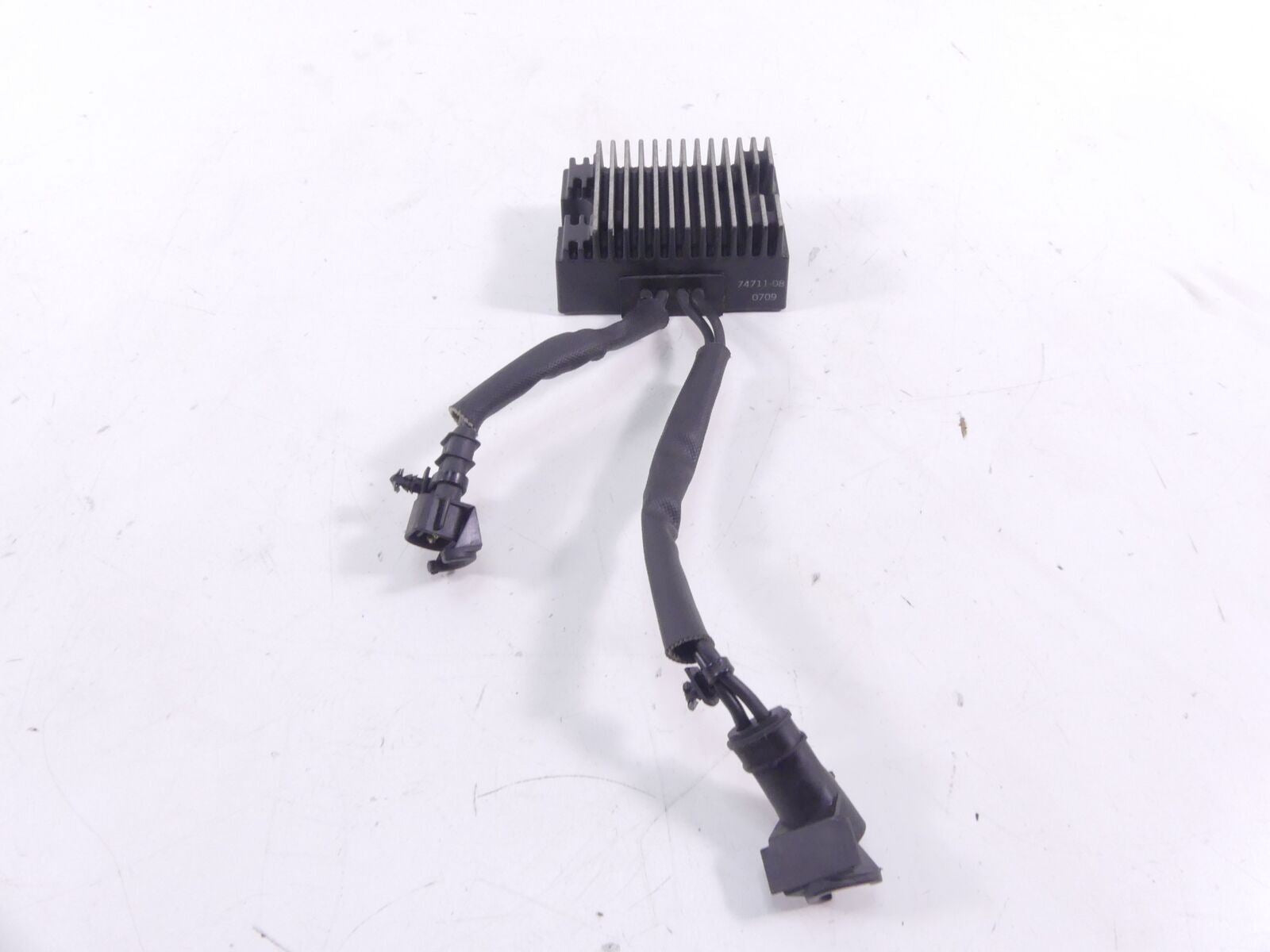 2009 Harley Sportster XR1200 Rectifier Voltage Regulator 74711-08 {{ shop.shopifyCountryName }} - Mototech271