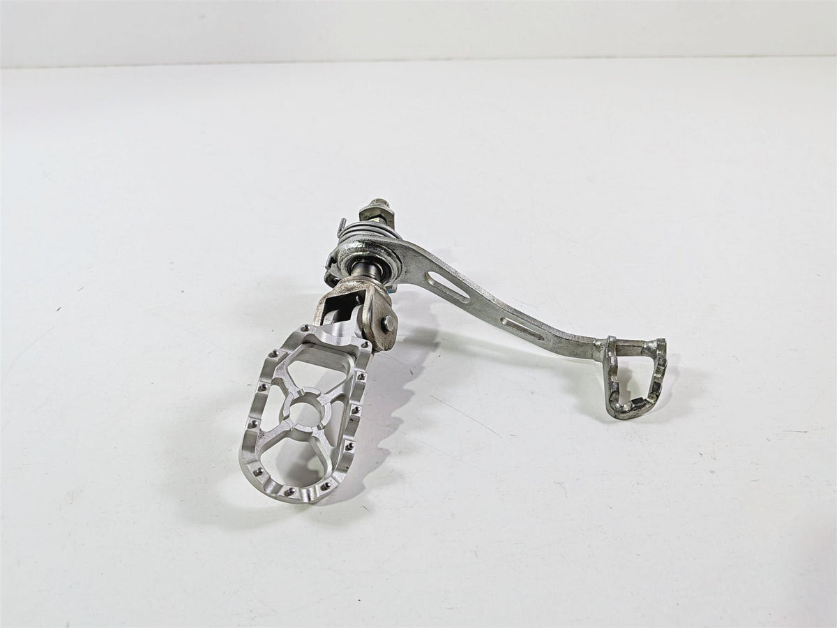 2015 Ducati Scrambler Urban Enduro Right Footpeg + Mount Brake Pedal 45720951AA-Mototech271