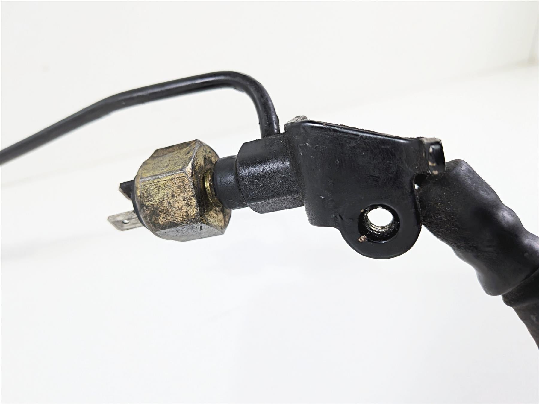 1993 Harley Touring FLHTCU Electra Glide Rear Brake Caliper & Bracket 44050-87 {{ shop.shopifyCountryName }} - Mototech271
