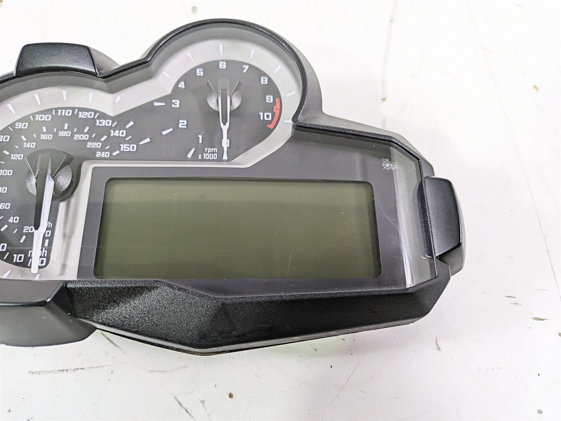 2016 BMW R1200GS GSW K50 Speedometer Gauges Instrument 34k 62118567882 {{ shop.shopifyCountryName }} - Mototech271