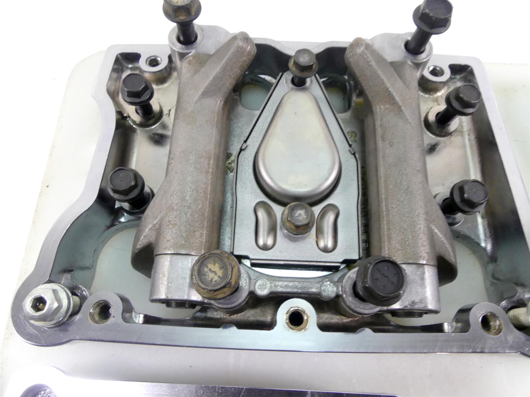 2017 Harley Softail FXSB Breakout Chrome Valve Cover Rocker Box Set 17571-99 {{ shop.shopifyCountryName }} - Mototech271