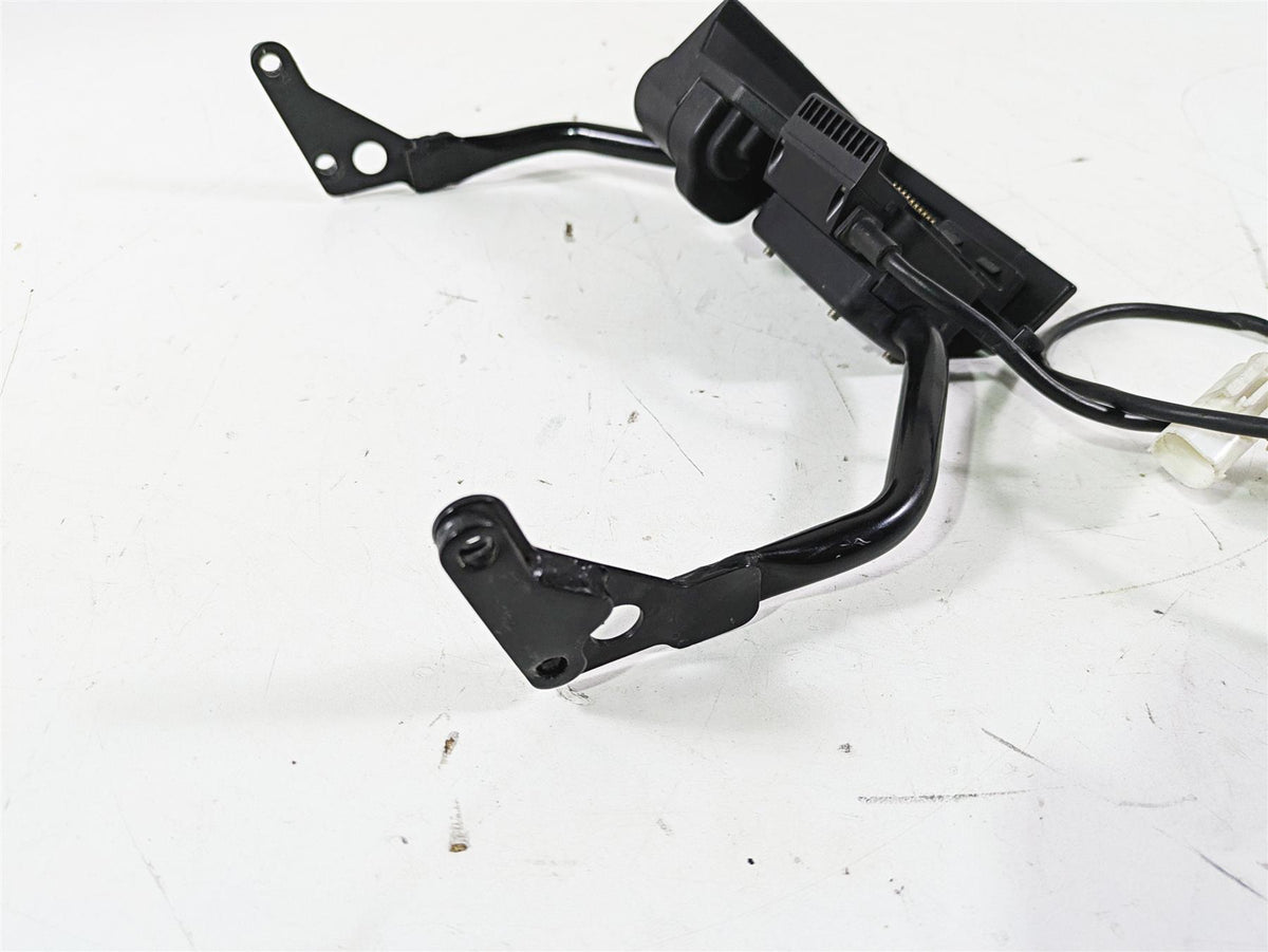 2016 BMW R1200GS GSW K50 Gps Preparation Navigation Mount Holder 77528536045 {{ shop.shopifyCountryName }} - Mototech271