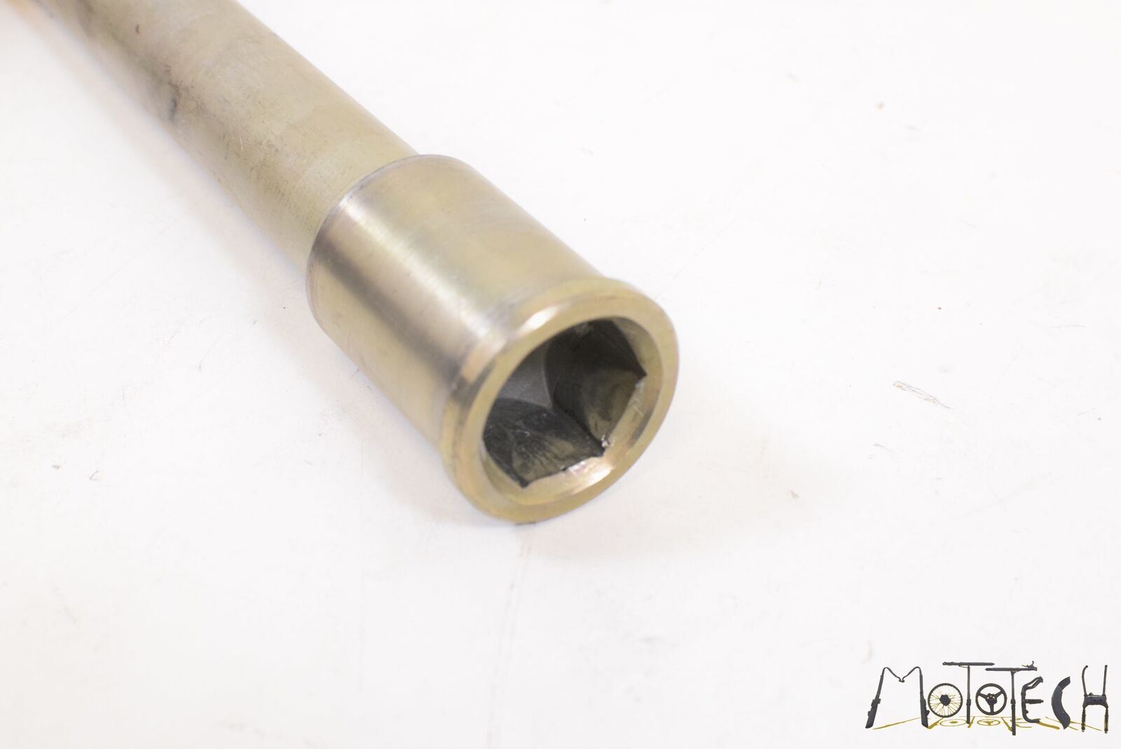 2015 Kawasaki ZX10R ZX1000 Ninja Front Wheel Axle Spindle 41068-0049 {{ shop.shopifyCountryName }} - Mototech271