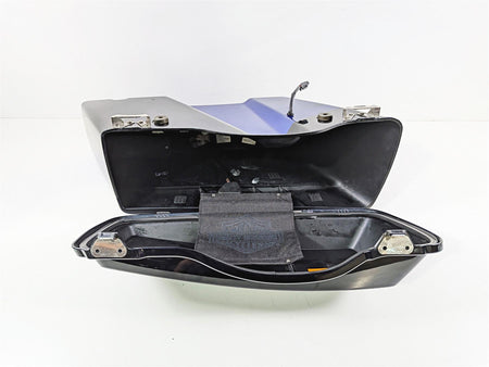 2011 Harley Touring FLHTCU CVO Electra Glide Right Saddlebag 91171-07-Mototech271